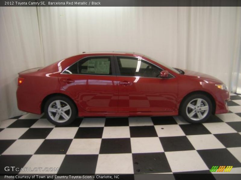 Barcelona Red Metallic / Black 2012 Toyota Camry SE