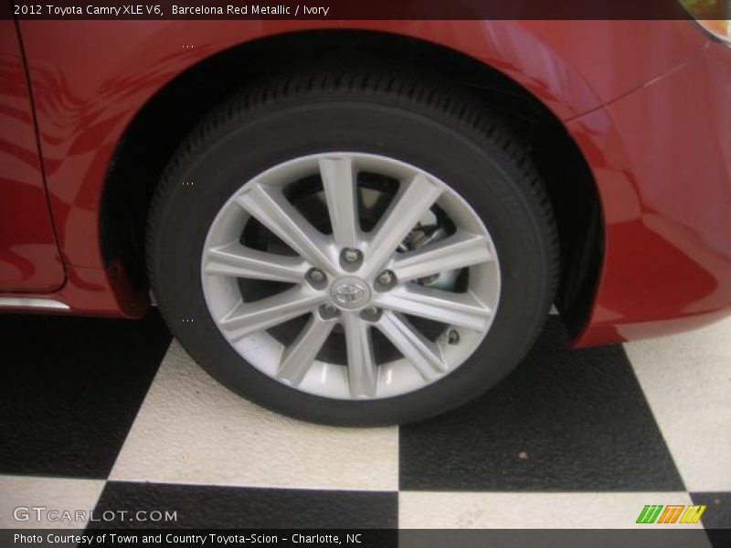 Barcelona Red Metallic / Ivory 2012 Toyota Camry XLE V6