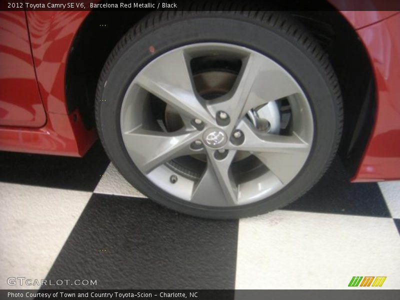 Barcelona Red Metallic / Black 2012 Toyota Camry SE V6