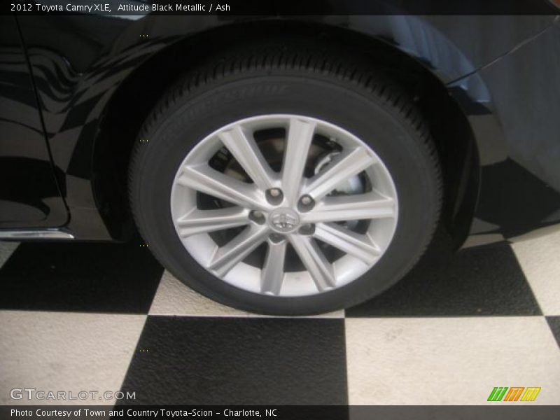 Attitude Black Metallic / Ash 2012 Toyota Camry XLE