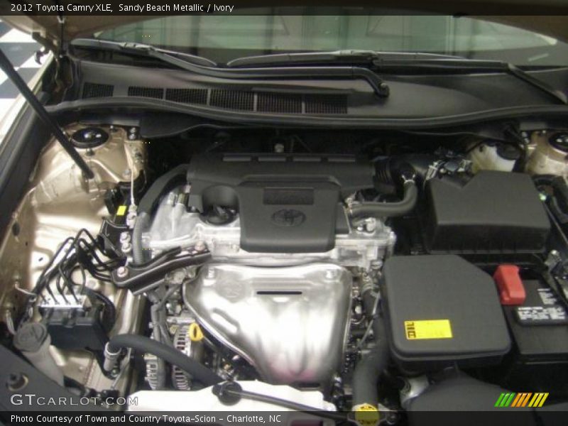 Sandy Beach Metallic / Ivory 2012 Toyota Camry XLE