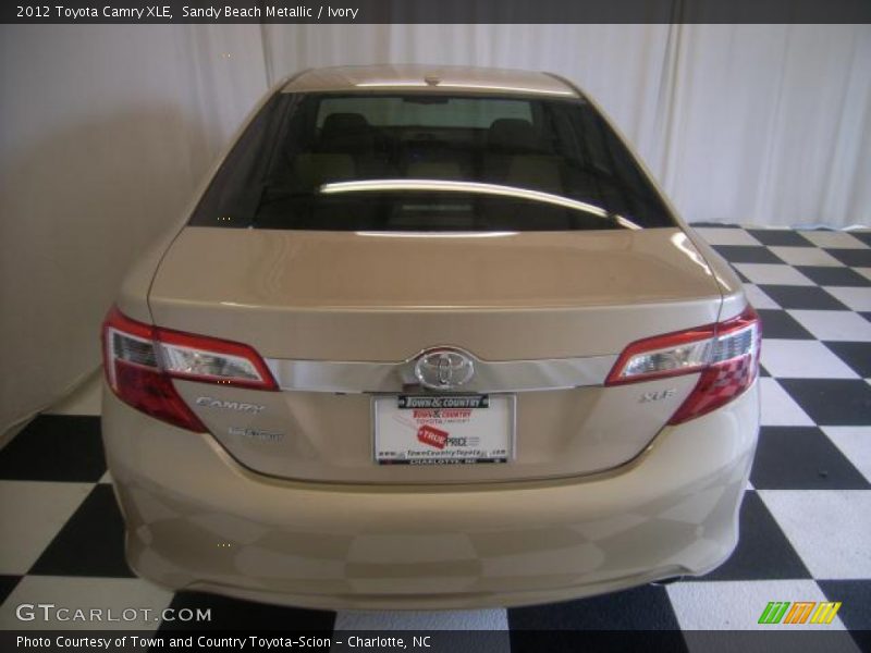 Sandy Beach Metallic / Ivory 2012 Toyota Camry XLE