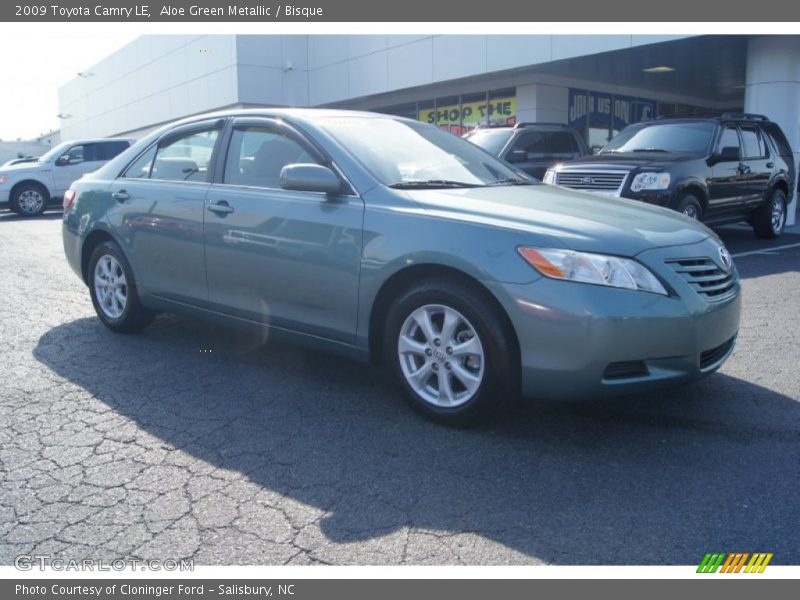 Aloe Green Metallic / Bisque 2009 Toyota Camry LE