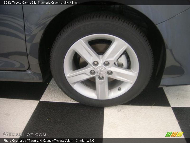Magnetic Gray Metallic / Black 2012 Toyota Camry SE