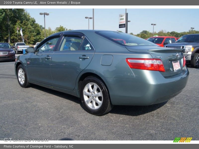 Aloe Green Metallic / Bisque 2009 Toyota Camry LE