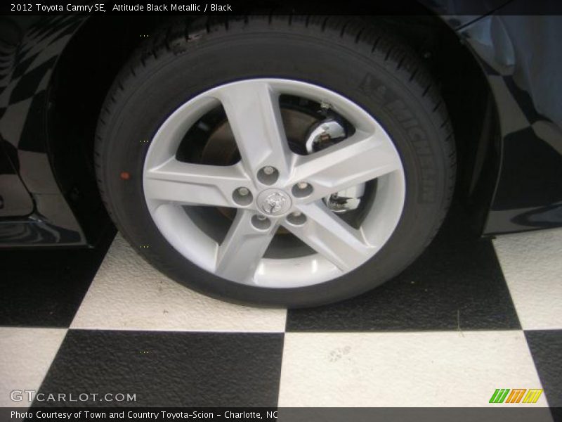 Attitude Black Metallic / Black 2012 Toyota Camry SE