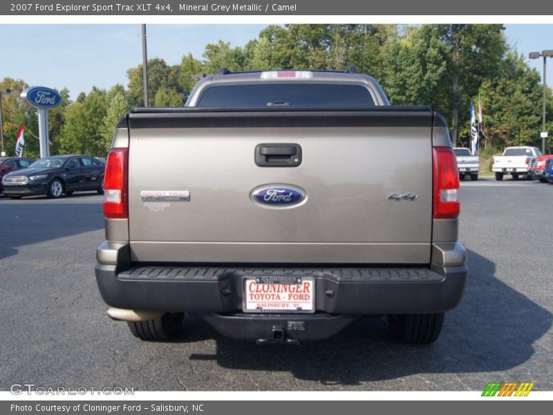 Mineral Grey Metallic / Camel 2007 Ford Explorer Sport Trac XLT 4x4