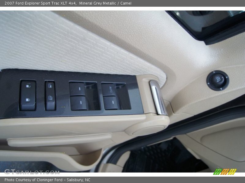 Mineral Grey Metallic / Camel 2007 Ford Explorer Sport Trac XLT 4x4