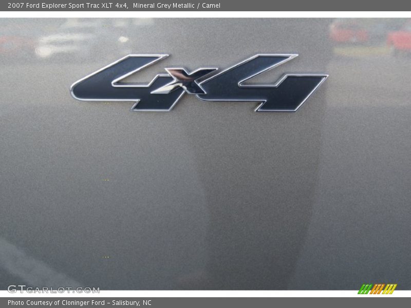 Mineral Grey Metallic / Camel 2007 Ford Explorer Sport Trac XLT 4x4
