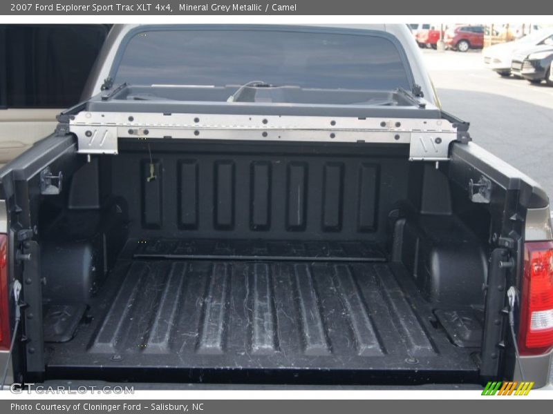 Mineral Grey Metallic / Camel 2007 Ford Explorer Sport Trac XLT 4x4