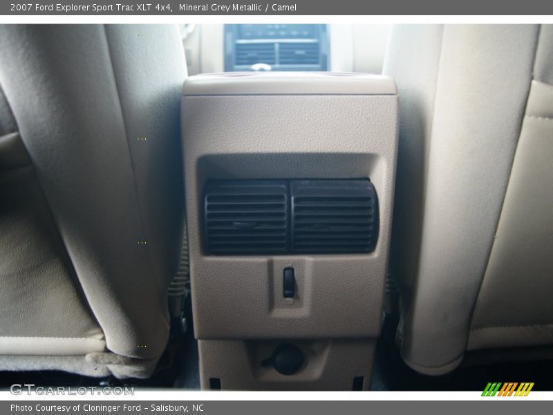 Mineral Grey Metallic / Camel 2007 Ford Explorer Sport Trac XLT 4x4