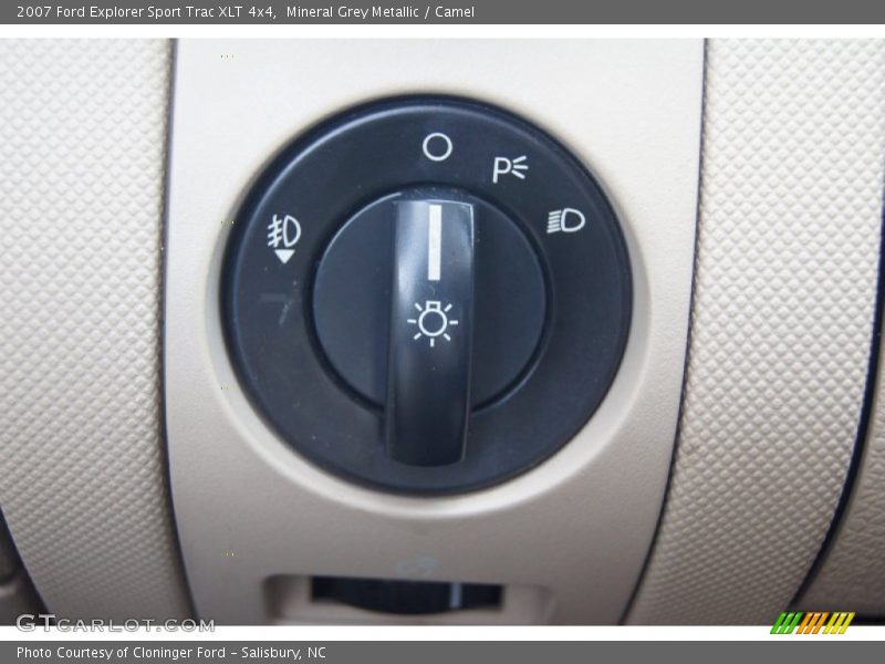 Mineral Grey Metallic / Camel 2007 Ford Explorer Sport Trac XLT 4x4