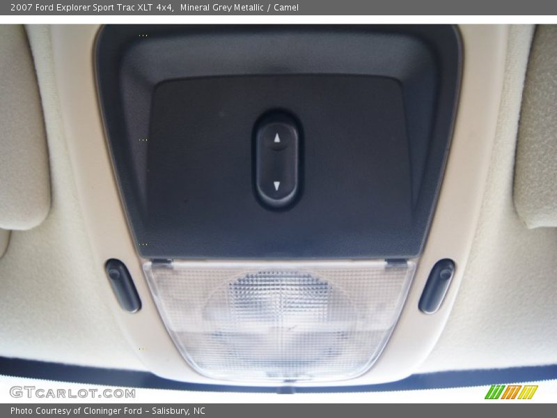 Mineral Grey Metallic / Camel 2007 Ford Explorer Sport Trac XLT 4x4