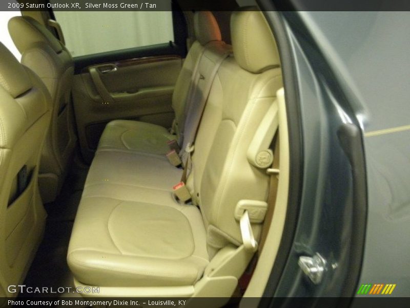 Silver Moss Green / Tan 2009 Saturn Outlook XR