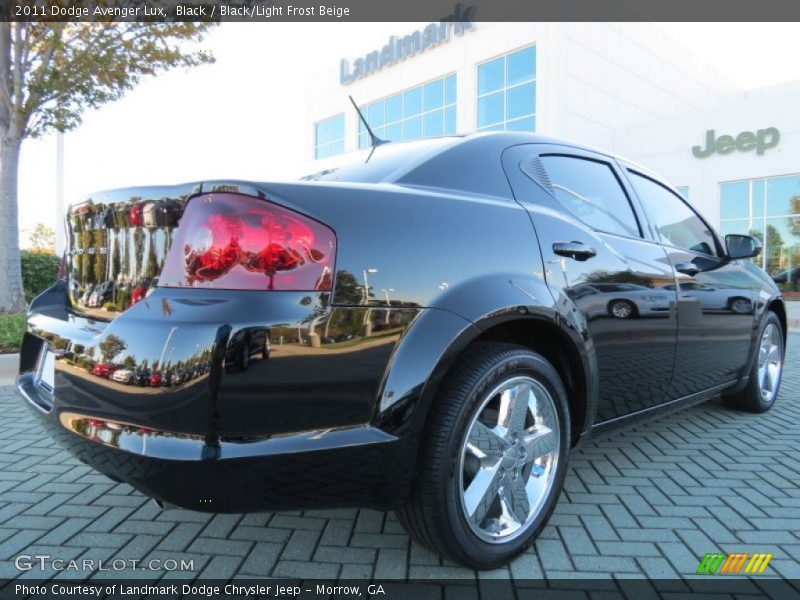 Black / Black/Light Frost Beige 2011 Dodge Avenger Lux