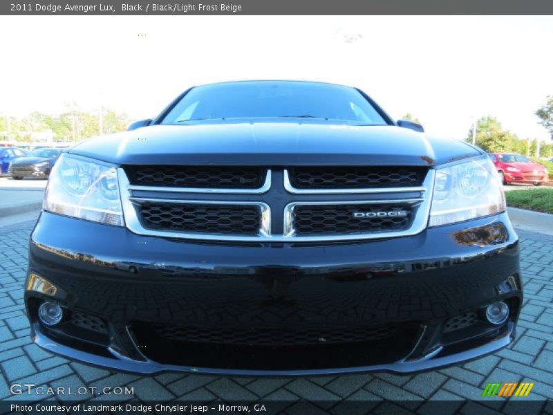 Black / Black/Light Frost Beige 2011 Dodge Avenger Lux