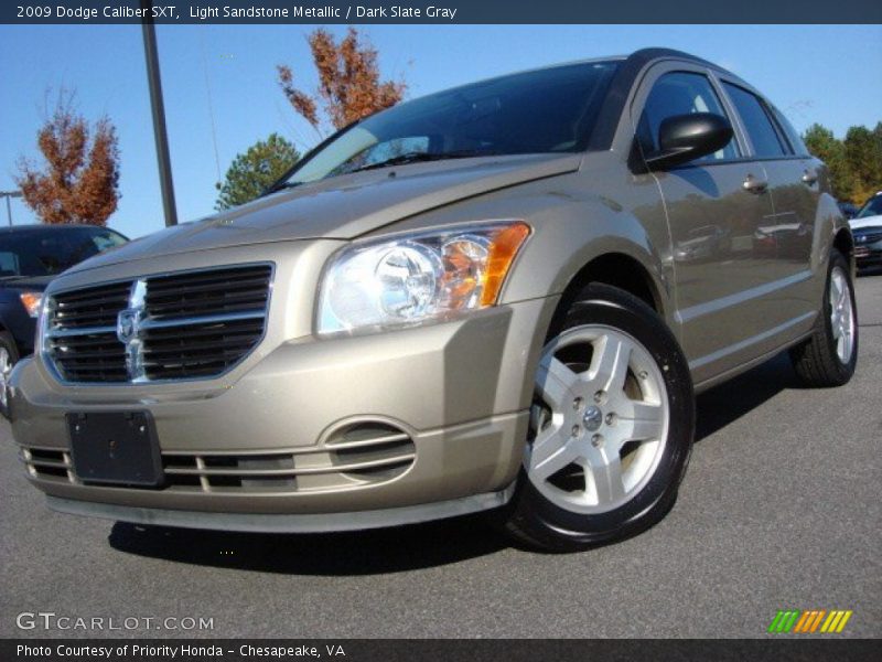 Light Sandstone Metallic / Dark Slate Gray 2009 Dodge Caliber SXT