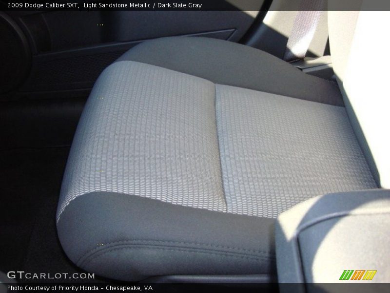 Light Sandstone Metallic / Dark Slate Gray 2009 Dodge Caliber SXT