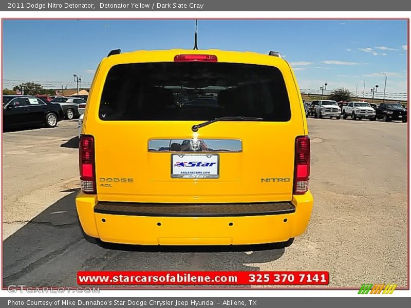 Detonator Yellow / Dark Slate Gray 2011 Dodge Nitro Detonator