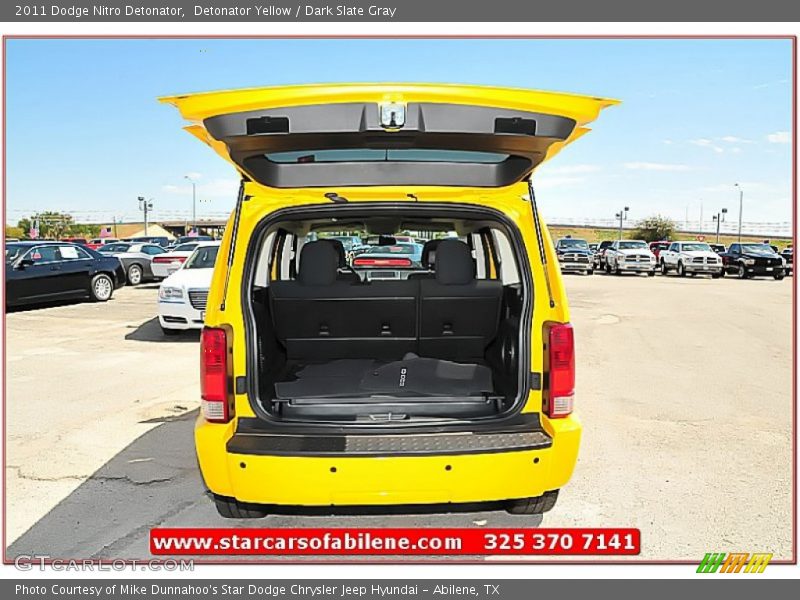 Detonator Yellow / Dark Slate Gray 2011 Dodge Nitro Detonator