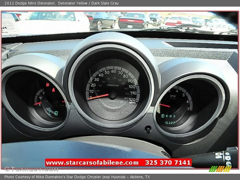 Detonator Yellow / Dark Slate Gray 2011 Dodge Nitro Detonator