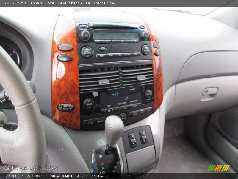 Silver Shadow Pearl / Stone Gray 2006 Toyota Sienna XLE AWD