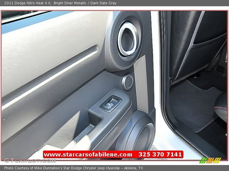 Bright Silver Metallic / Dark Slate Gray 2011 Dodge Nitro Heat 4.0