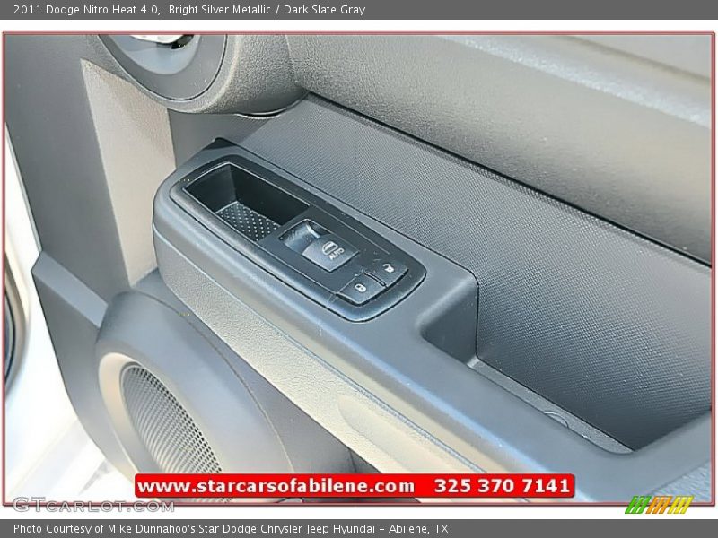 Bright Silver Metallic / Dark Slate Gray 2011 Dodge Nitro Heat 4.0