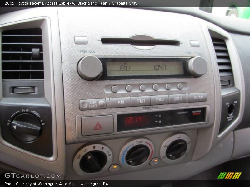 Black Sand Pearl / Graphite Gray 2005 Toyota Tacoma Access Cab 4x4