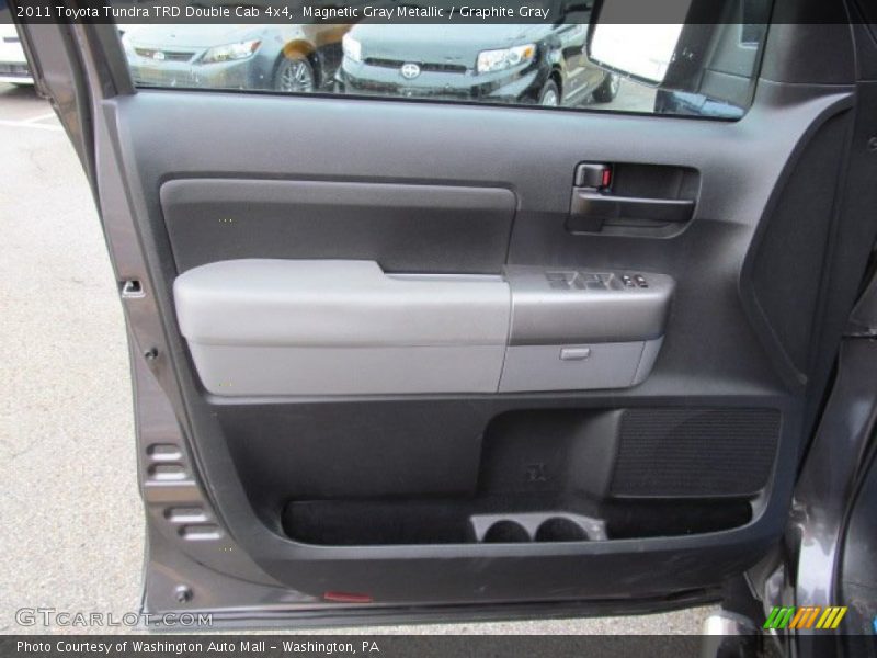 Magnetic Gray Metallic / Graphite Gray 2011 Toyota Tundra TRD Double Cab 4x4