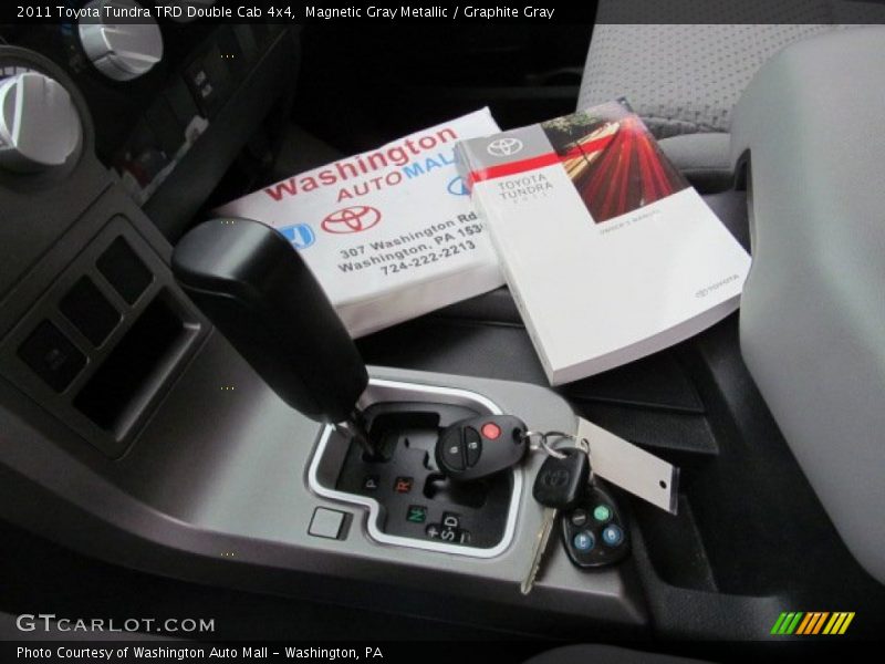 Magnetic Gray Metallic / Graphite Gray 2011 Toyota Tundra TRD Double Cab 4x4