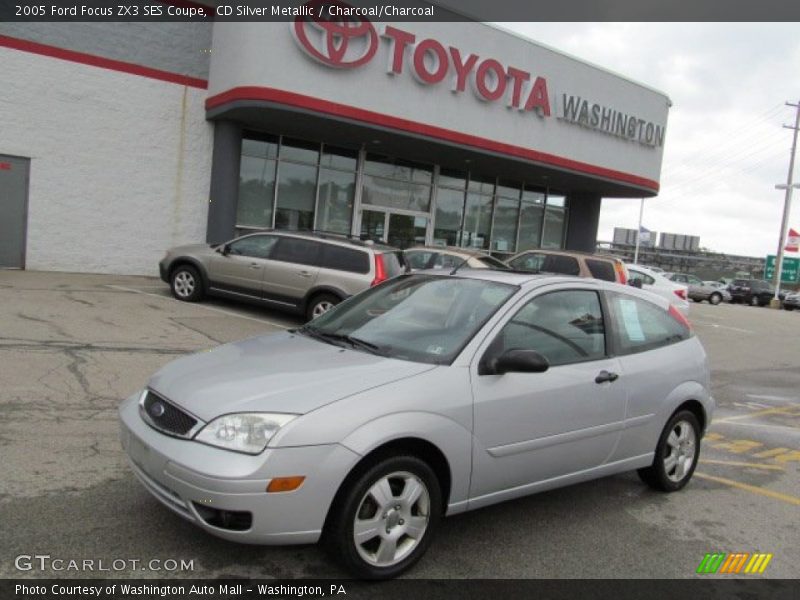 CD Silver Metallic / Charcoal/Charcoal 2005 Ford Focus ZX3 SES Coupe
