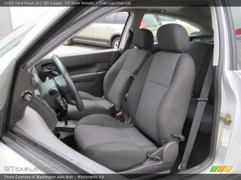 CD Silver Metallic / Charcoal/Charcoal 2005 Ford Focus ZX3 SES Coupe
