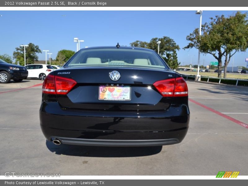 Black / Cornsilk Beige 2012 Volkswagen Passat 2.5L SE