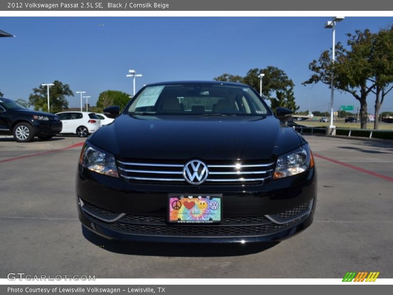Black / Cornsilk Beige 2012 Volkswagen Passat 2.5L SE