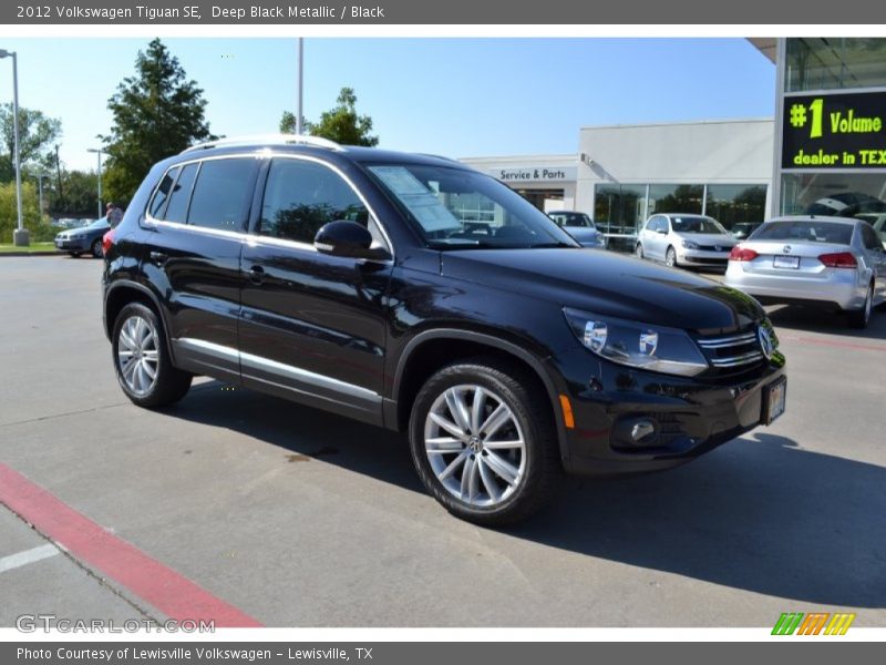 Deep Black Metallic / Black 2012 Volkswagen Tiguan SE