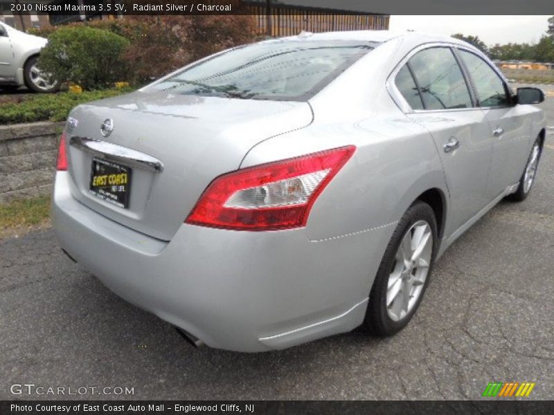 Radiant Silver / Charcoal 2010 Nissan Maxima 3.5 SV