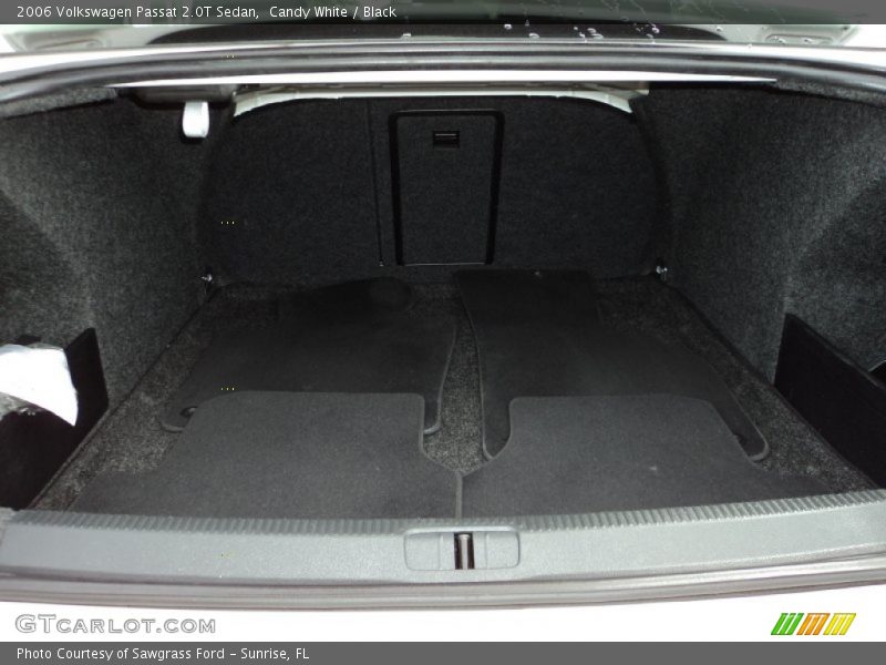 Candy White / Black 2006 Volkswagen Passat 2.0T Sedan
