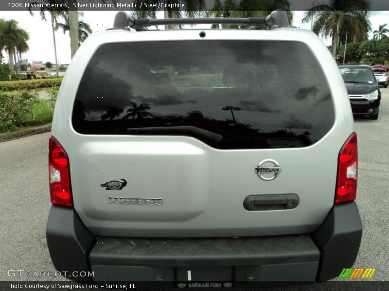 Silver Lightning Metallic / Steel/Graphite 2006 Nissan Xterra S