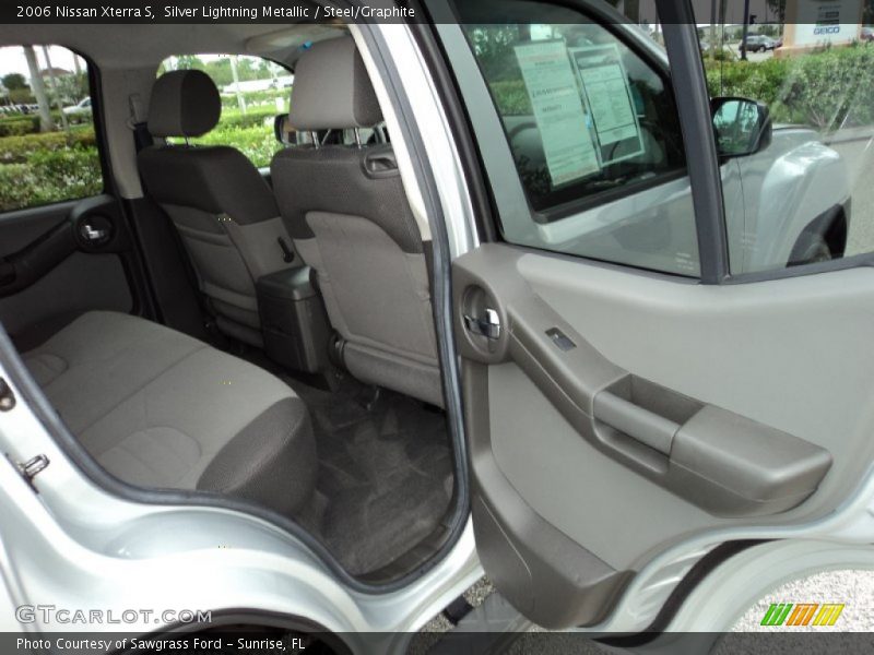 Silver Lightning Metallic / Steel/Graphite 2006 Nissan Xterra S
