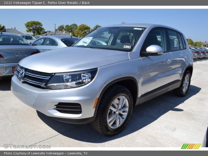 Reflex Silver Metallic / Black 2013 Volkswagen Tiguan S