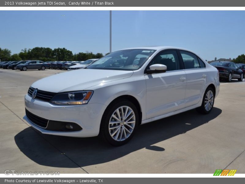 Candy White / Titan Black 2013 Volkswagen Jetta TDI Sedan