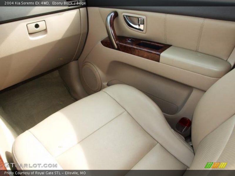 Ebony Black / Beige 2004 Kia Sorento EX 4WD