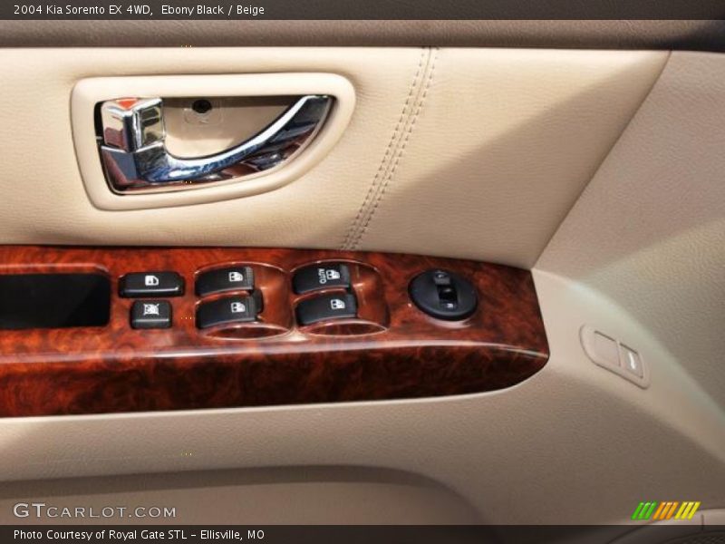 Ebony Black / Beige 2004 Kia Sorento EX 4WD