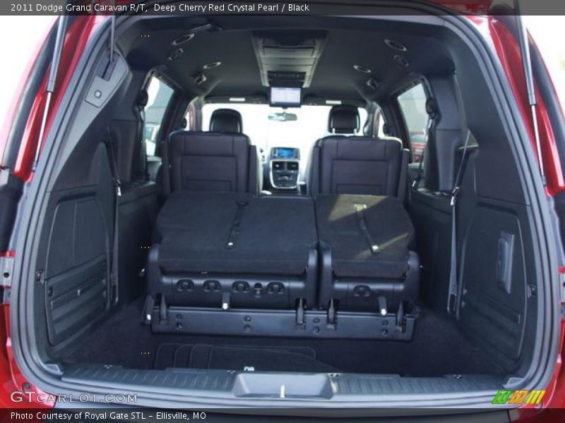  2011 Grand Caravan R/T Trunk