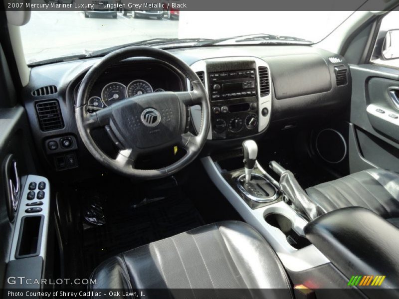 Black Interior - 2007 Mariner Luxury 