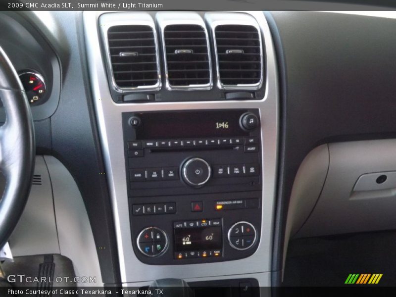 Summit White / Light Titanium 2009 GMC Acadia SLT