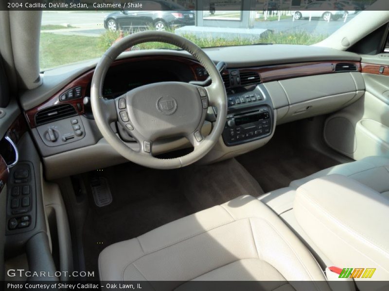 Cashmere / Shale 2004 Cadillac DeVille Sedan