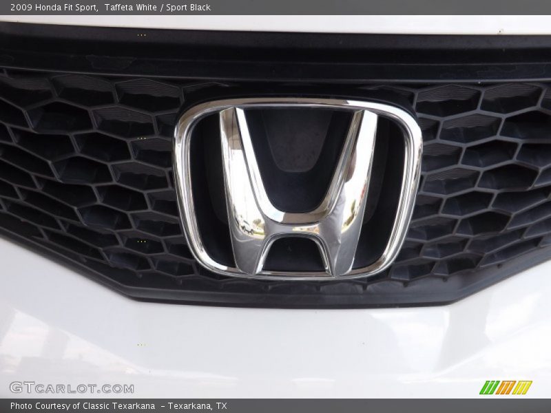 Taffeta White / Sport Black 2009 Honda Fit Sport