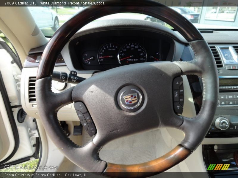 White Diamond Tricoat / Shale/Cocoa 2009 Cadillac DTS